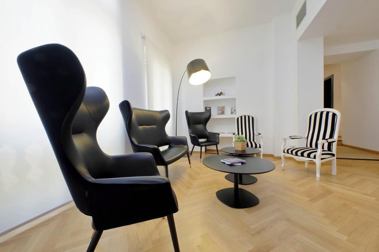 Youroom Abruzzi Roma Exterior foto