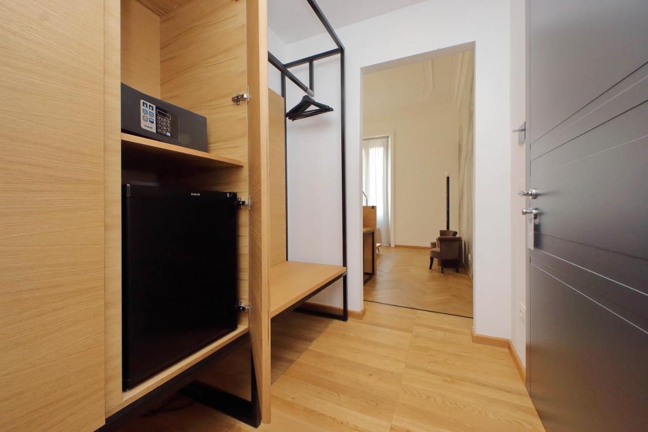 Youroom Abruzzi Roma Exterior foto